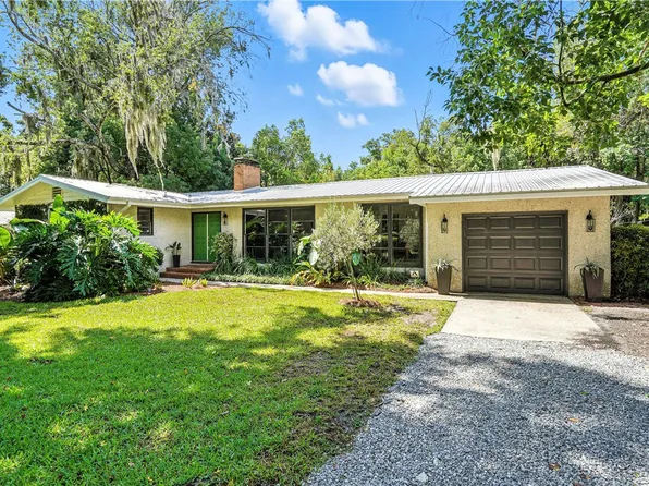121 Druid Oaks Ln, Saint Simons Island, GA 31522
