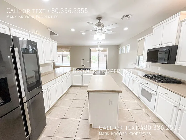 3057 E Blue Ridge Pl — Photo 11