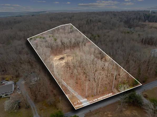 304 Eagle Nest Rd, Graysville, TN 37338