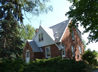 3703 S Canton Center Rd, Canton, MI 48188