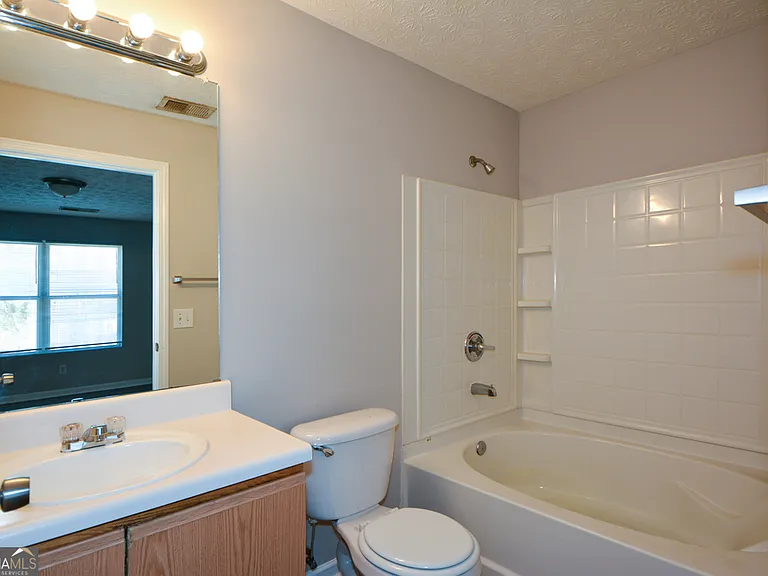 7302 Fairington Village Dr — Photo 20