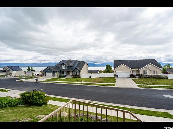 4th image of 3713 S Sunrise Dr