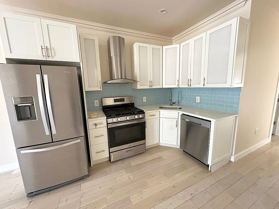 1st image of 342 Montauk Ave #1