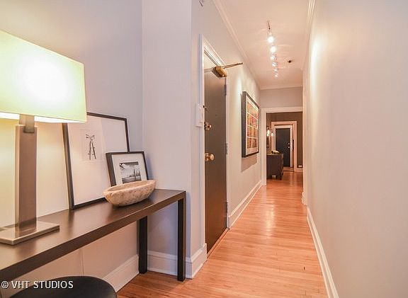 3rd image of 3520 N Lake Shore Dr APT 8E