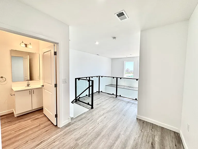 915 N Broad St #608 — Photo 5