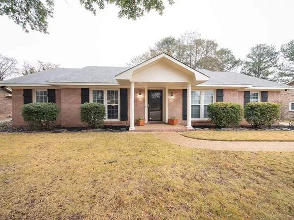 6824 Lorna Dr, Columbus, GA 31909