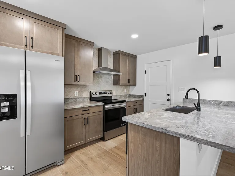 5407 W Holly St — Photo 15
