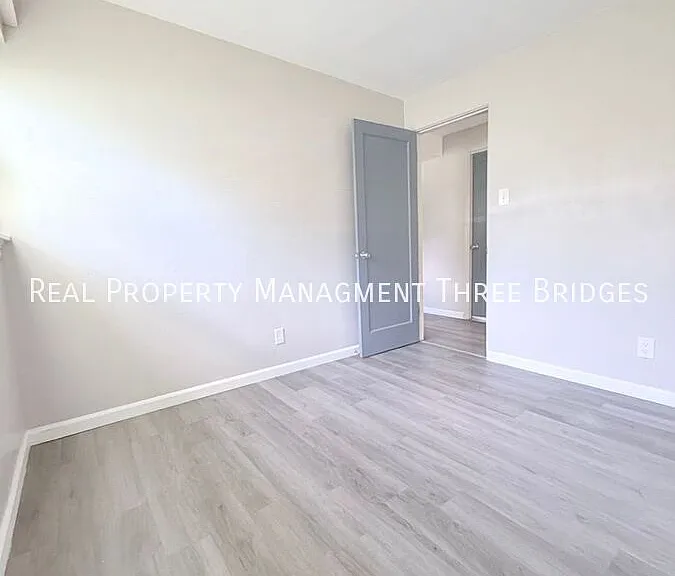 28 Redwood Dr — Photo 14