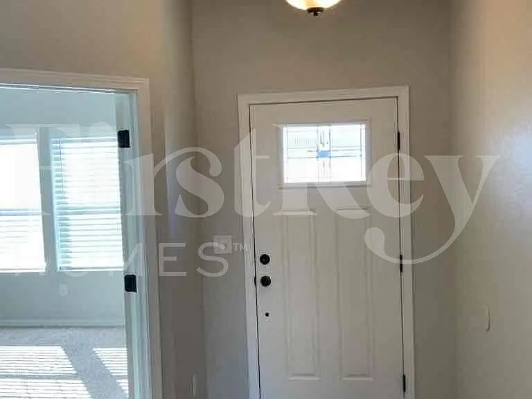 3644 Saguaro Cir — Photo 2
