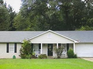 30 Wood Valley Cir, Carrollton, GA 30117