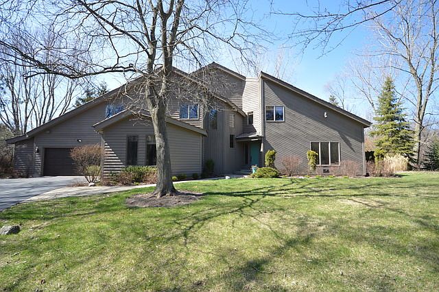 1st image of 14 Columbine Ln