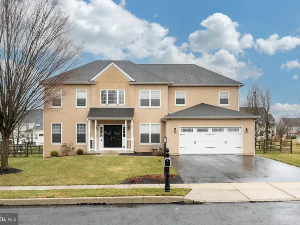 110 Ava Cir, Gilbertsville, PA 19525