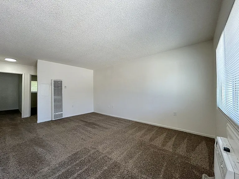 Agate Ave. - 1342 — Photo 3