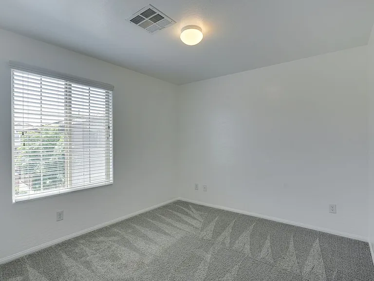 10768 Yarmouth Bay Ct — Photo 22