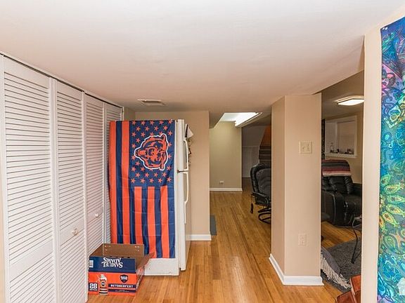3rd image of 5454 N Ashland Ave