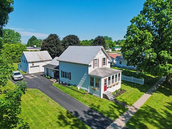 3rd image of 126 N Elm Street