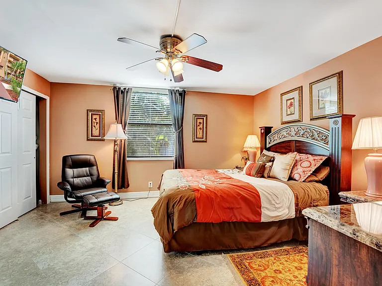 450 Egret Cir #9202 — Photo 15