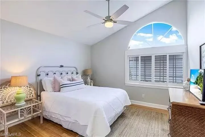 437 Trade Winds Ave — Photo 21