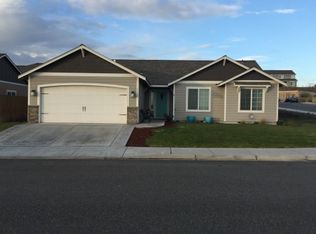 1110 W Clark Pl, Connell, WA 99326