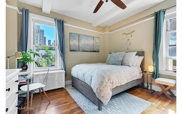 Sold by Douglas Elliman | media 20