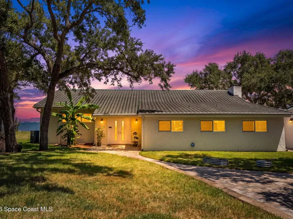 810 S Banana River Dr, Merritt Island, FL 32952