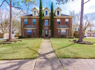 1404 Piney Woods Dr, Friendswood, TX 77546