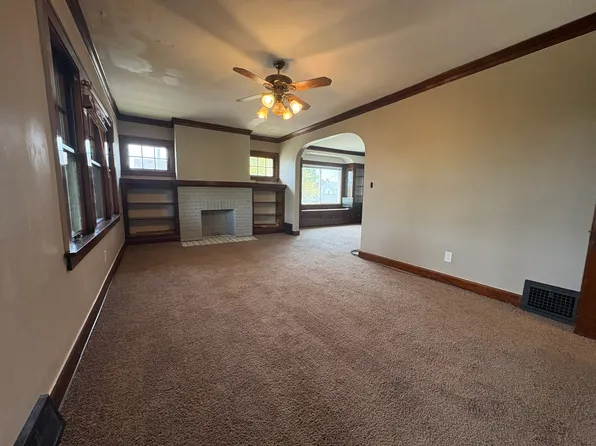3090 W 110th St #Up, Cleveland, OH 44111