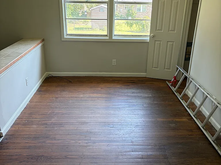 333 Ovanta Rd — Photo 3