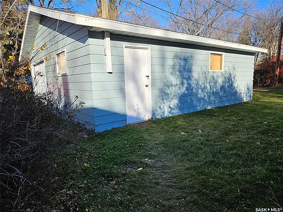 4th image of 1508 98th St