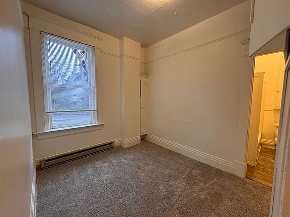 4th image of 1125 W 11th Ave #C