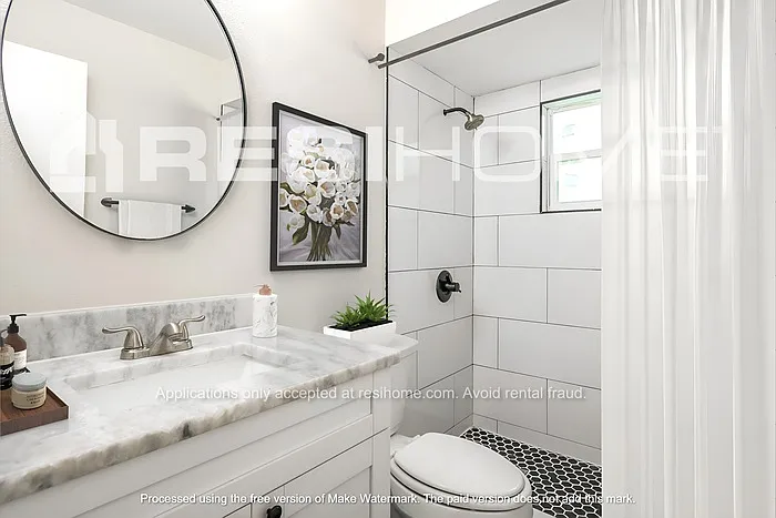 7226 Pleasant Dr — Photo 12