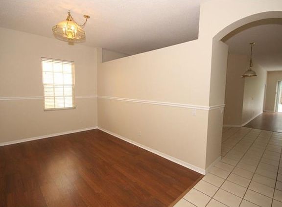 4th image of 3843 Regents Way