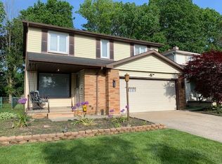 2187 Halcyon Rd, Beachwood, OH 44122