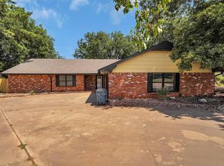 605 N College St, Cordell, OK 73632