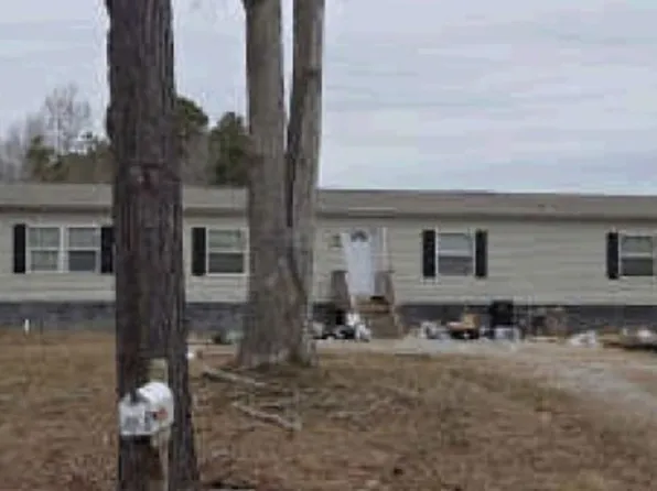 510 Middle St, Waverly, VA 23890