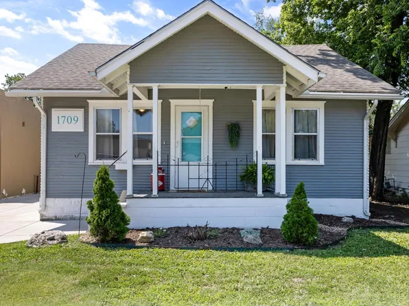 1709 W McCormick Ave, Wichita, KS 67213