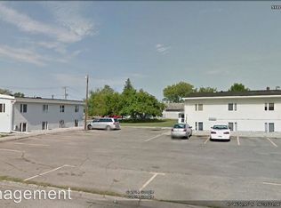 828 Lowell St APT 2, Crookston, MN 56716