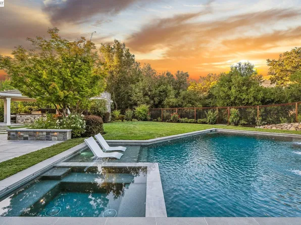 1026 McCauley Rd, Danville, CA 94526