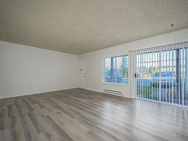 1 Bedroom 1 Bedroom