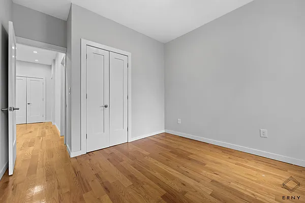 Rented by ERNY LLC | media 10