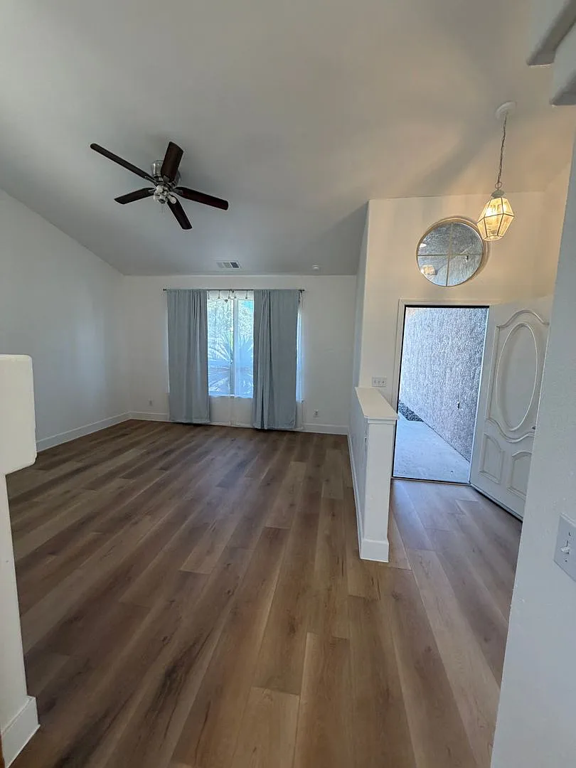 Nice home for rent in Visalia! — Photo 3