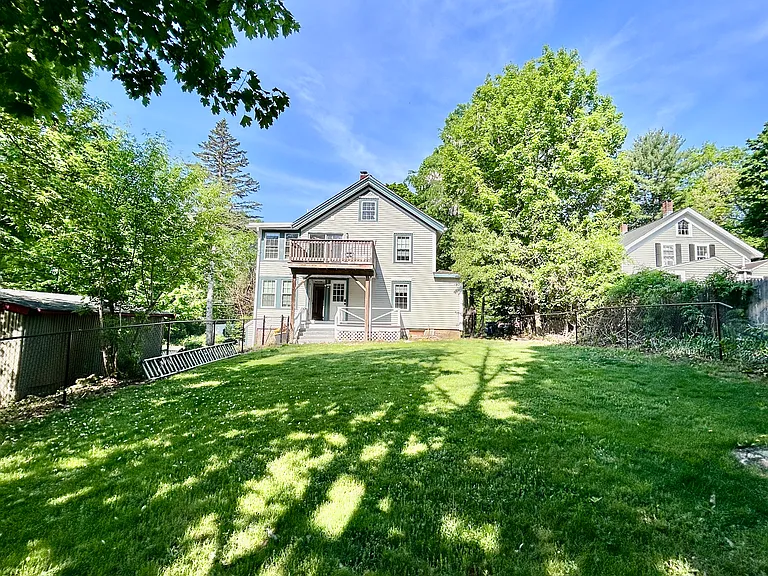 10 Franklin St #1 — Photo 19