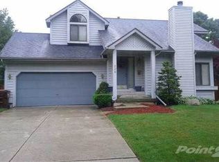 226 Cloverland Dr, Lansing, MI 48910