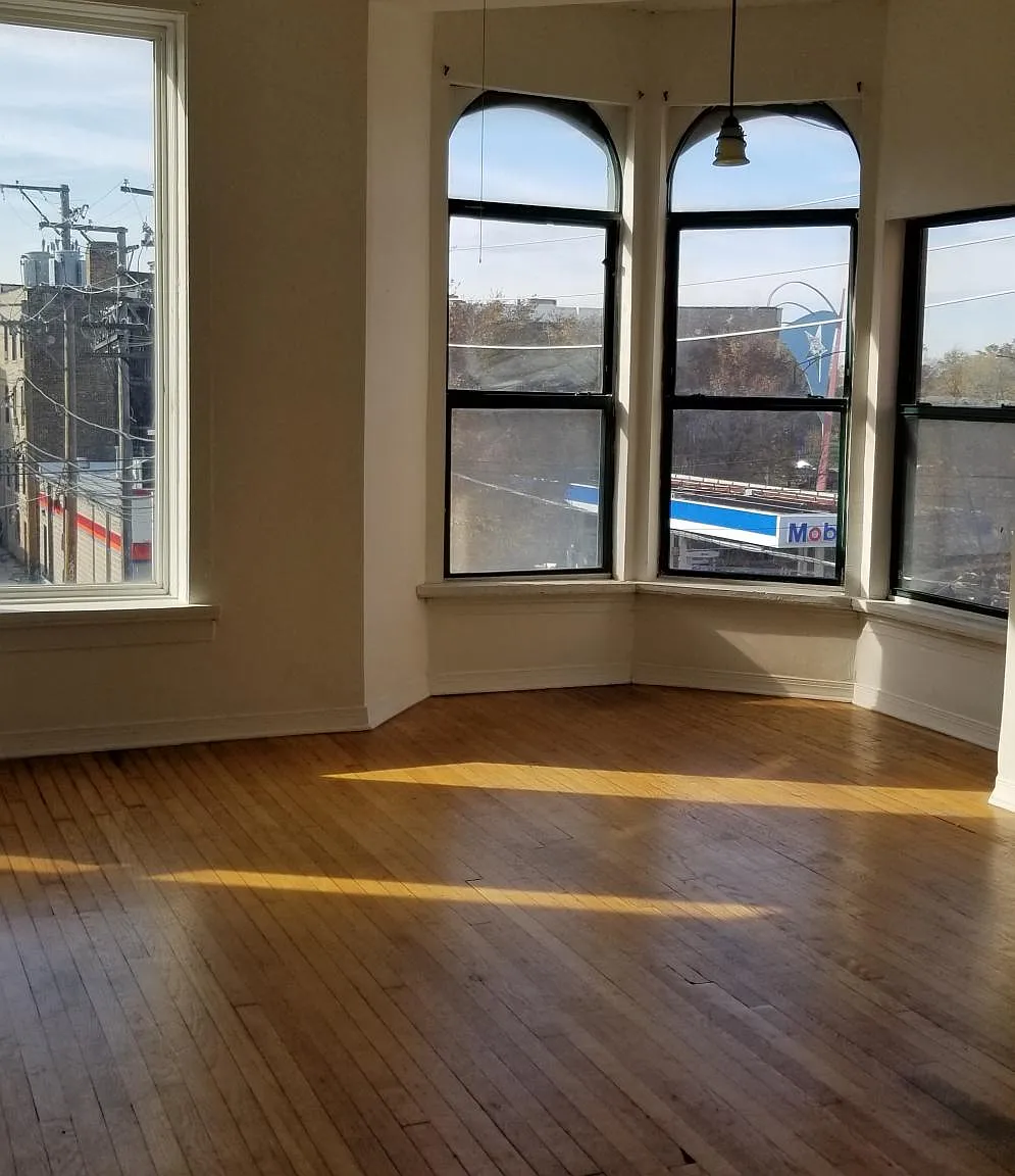 3 bed, 1500 sqft, $2,200 — Photo 1