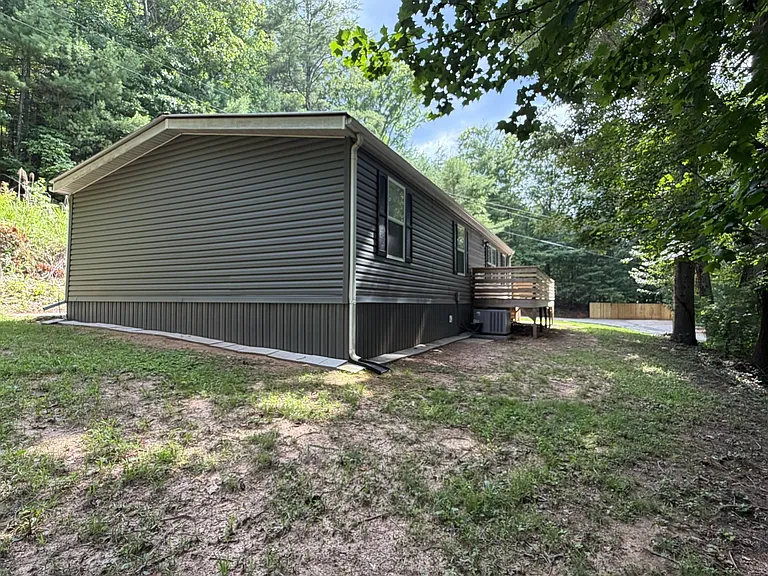 2106B Wilson Rd — Photo 6