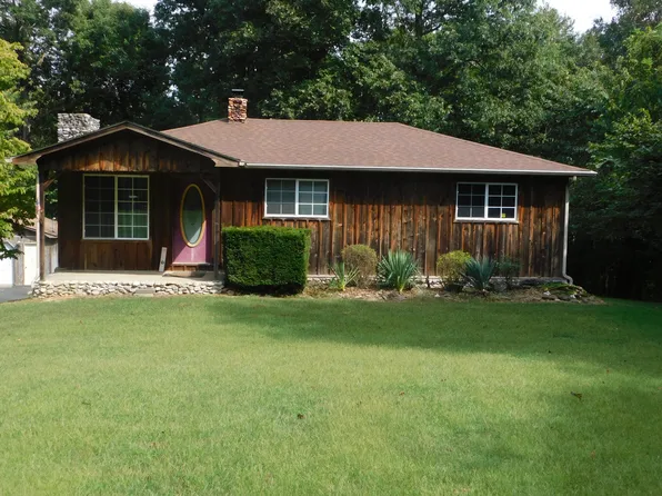2064 Martins Chapel Rd, Kuttawa, KY 42055