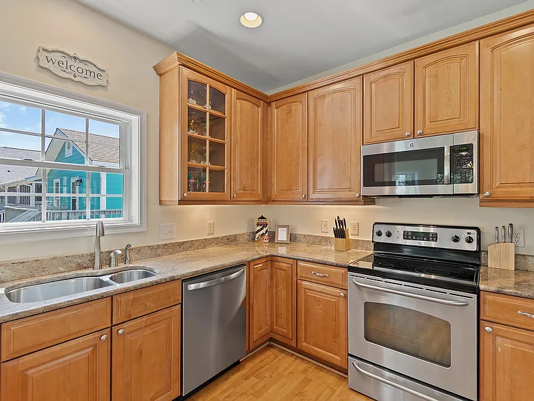 2219 E Pelican Dr — Photo 9