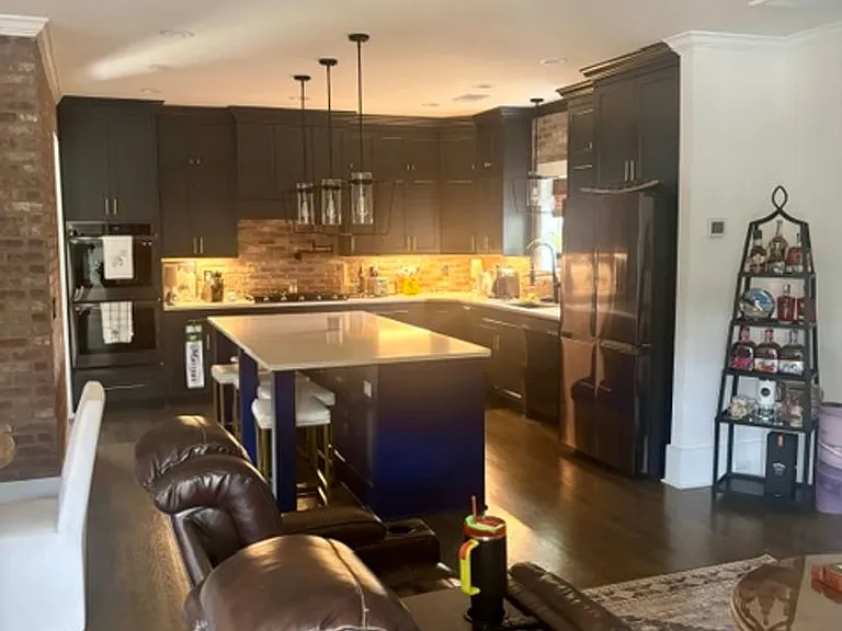 3143 Switzer Dr — Photo 2