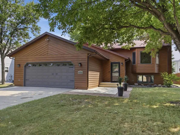 2522 34th Ave S, Fargo, ND 58104
