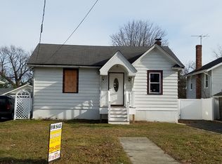 52 N Linden Ave, West Long Branch, NJ 07764